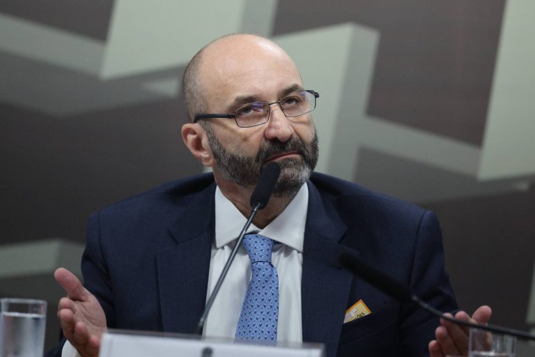 Dono da Reag busca acordo de delação premiada - 25/03/2026 - Economia