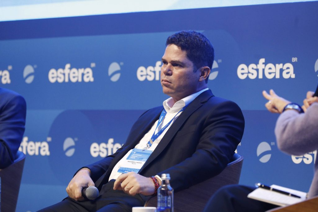 Aegea muda balanço de 2024 e tira R$ 5 bi de patrimônio - 11/04/2026 - Economia