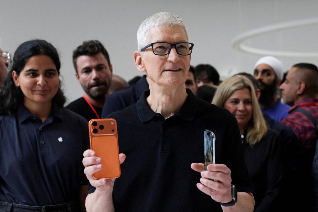 Apple 50 anos: empresa atravessa transição da IA - 31/03/2026 - Tec