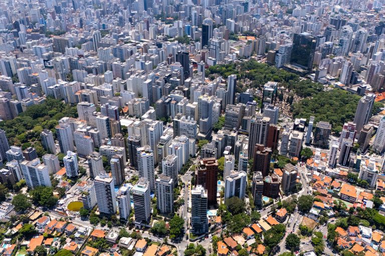 Minha Casa, Minha Vida: novas regras valem dia 22 de abril - 17/04/2026 - Economia