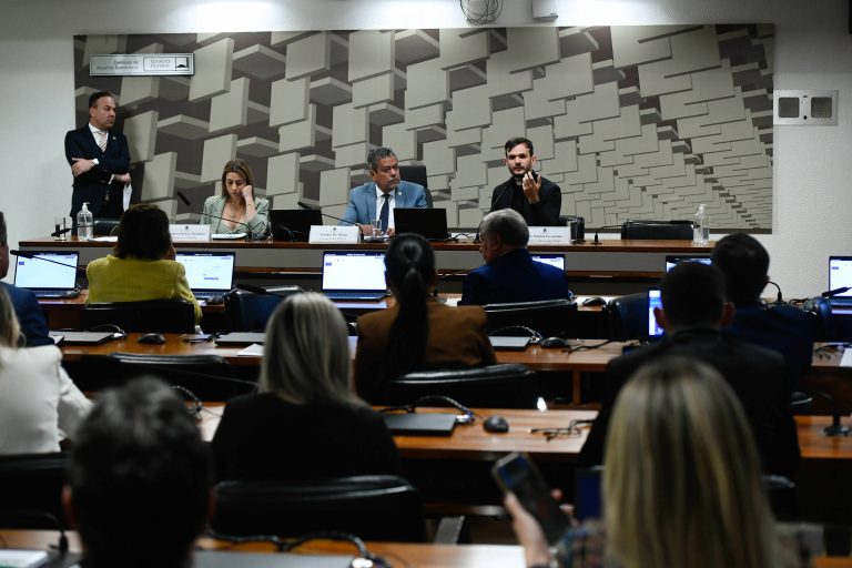 Bets: paulistanos guardariam dinheiro se não apostassem - 21/05/2026 - Economia