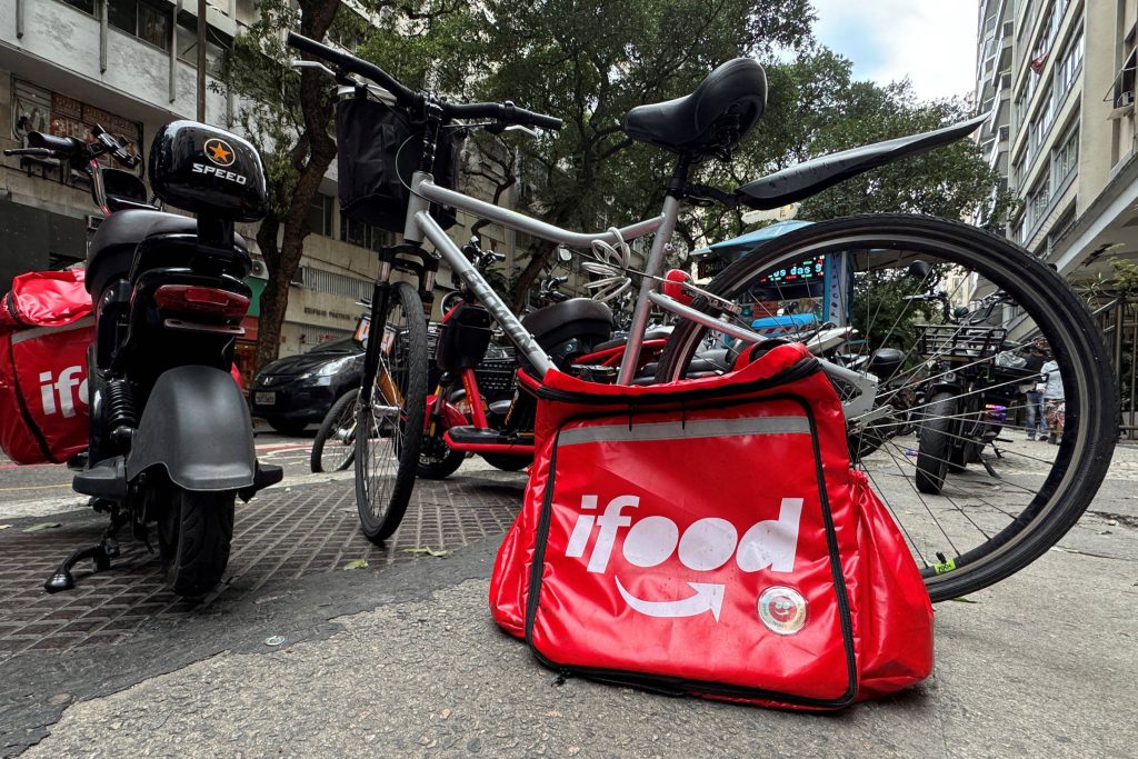 Cade vê indícios de que iFood retaliou restaurantes - 15/05/2026 - Economia