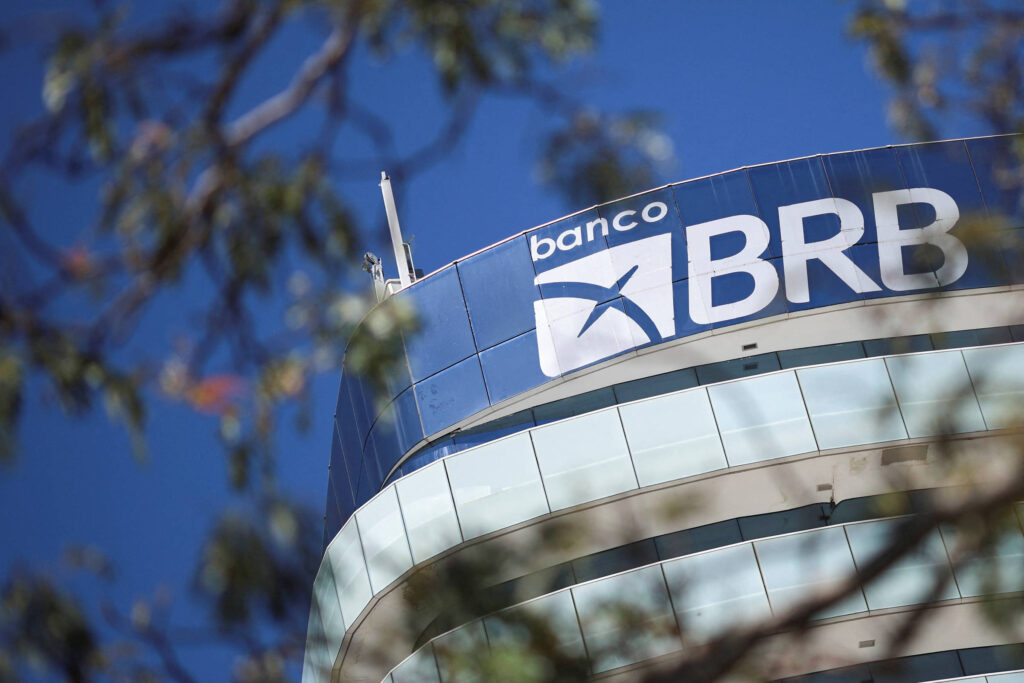 DF arrecada R$ 1 bi e tenta reforçar caixa do BRB - 25/05/2026 - Economia