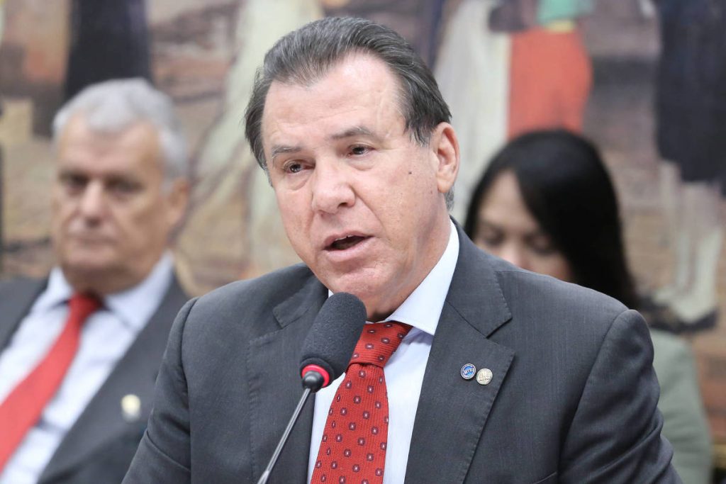 Empresas questionam regra sobre saúde mental - 16/05/2026 - Economia