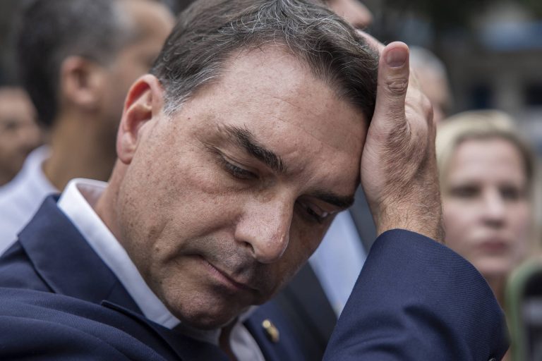 Flávio Bolsonaro mentiu e evidenciou falha no mercado - 17/05/2026 - Marcos de Vasconcellos