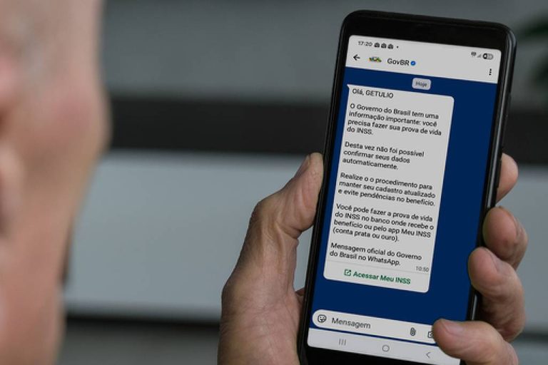 INSS envia alerta de prova de vida pelo WhatsApp - 18/05/2026 - Economia